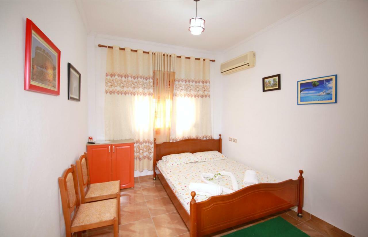 My Home Guest House-Apartment Дуррес Екстер'єр фото