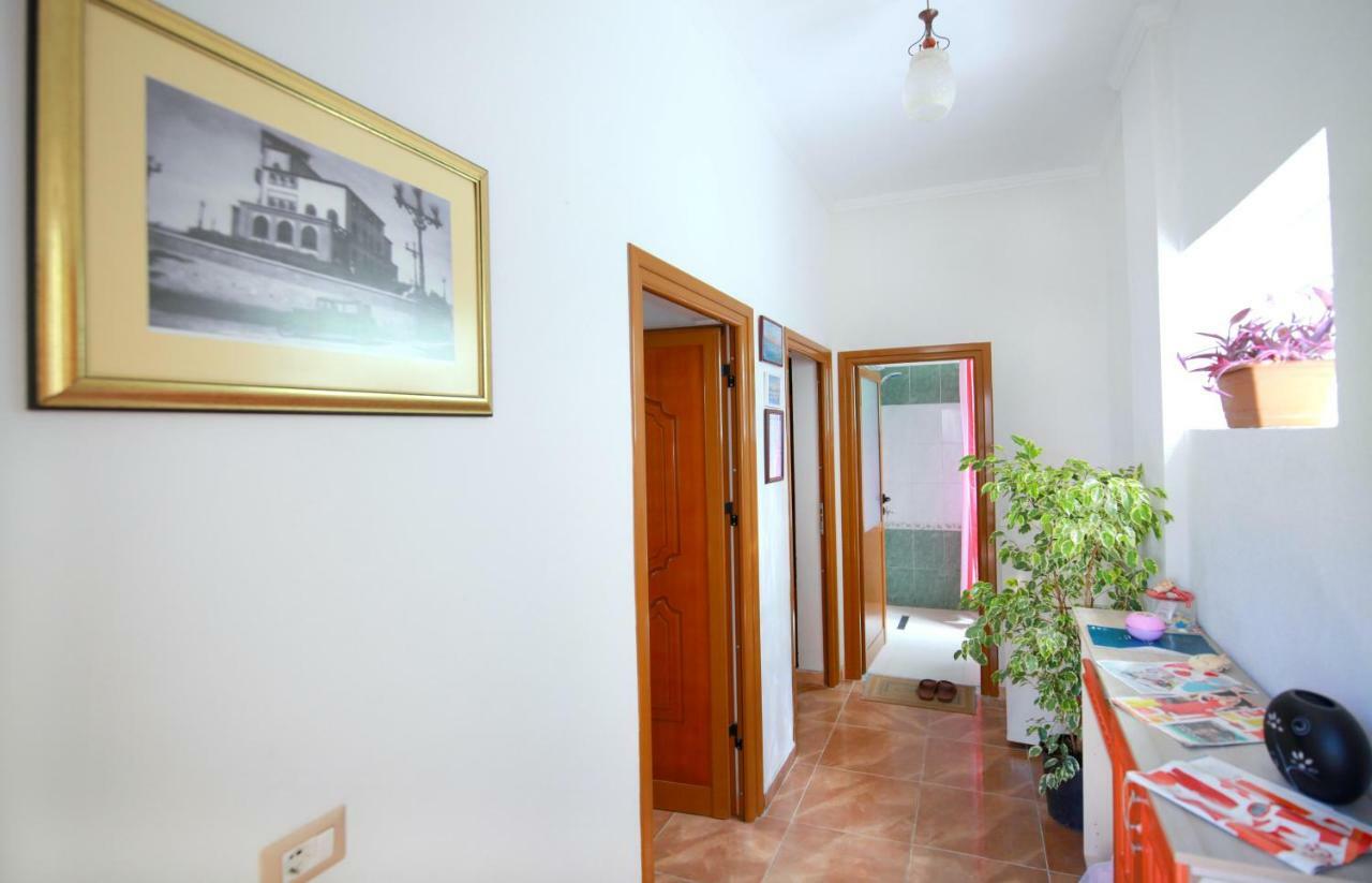 My Home Guest House-Apartment Дуррес Екстер'єр фото